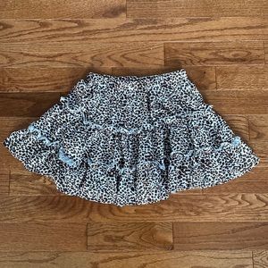 animal print, ruffled skirt